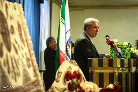 نشست رئیس سازمان میراث فرهنگی با فعالان گردشگری استان اصفهان