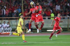 دیدار تیم های فوتبال پرسپولیس و السد