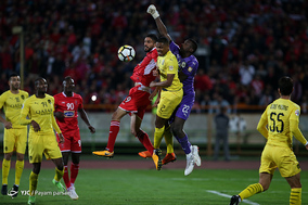 دیدار تیم های فوتبال پرسپولیس و السد