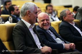 امضای قرارداد طرح توسعه حمل‌ و نقل ریلی درون شهری در تهران و هشت کلان شهر