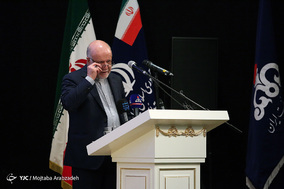 امضای قرارداد طرح توسعه حمل‌ و نقل ریلی درون شهری در تهران و هشت کلان شهر