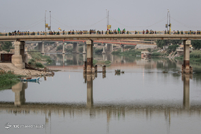 عزاداران زائرین اربعین حسینی در شهر سماوه