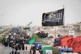 عزاداران زائرین اربعین حسینی در شهر سماوه