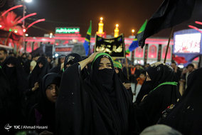 عزاداری در بین الحرمین در شب اربعین حسینی