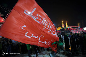 عزاداری در بین الحرمین در شب اربعین حسینی
