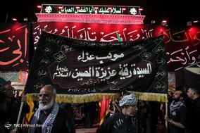 عزاداری در بین الحرمین در شب اربعین حسینی