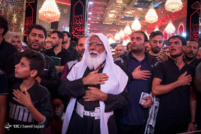 عزاداری در بین الحرمین در شب اربعین حسینی 2