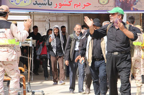 بازگشت گروه اول زائران اربعین حسینی از مرز مهران