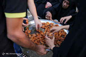 پذیرایی و مهمان نوازی عراقی ها از زائران اربعین حسینی