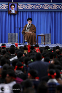 دیدار دانش‌آموزان و دانشجویان با رهبر انقلاب اسلامی