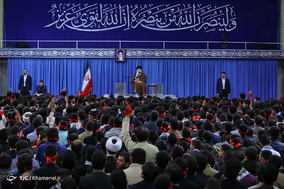 دیدار دانش‌آموزان و دانشجویان با رهبر انقلاب اسلامی