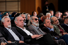 مراسم رونمایی از مجموعه آثار 