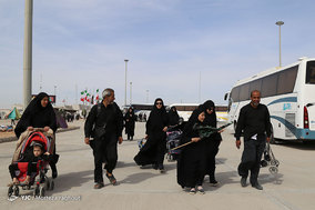 بازگشت زائران اربعین حسینی از مرز چذابه