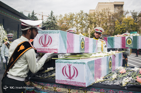 وداع با پیکر سه شهید دفاع مقدس در فرماندهی نیروی انتظامی