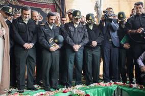 وداع با پیکر سه شهید دفاع مقدس در فرماندهی نیروی انتظامی