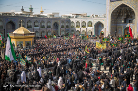 اجتماع عزاداران رضوی در حرم مطهر امام رضا(ع)