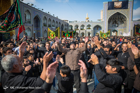 اجتماع عزاداران رضوی در حرم مطهر امام رضا(ع)