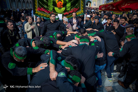اجتماع عزاداران رضوی در حرم مطهر امام رضا(ع)