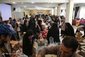 بسته‌بندی ۲۱۰۰ سبد کالا برای توزیع در نیک‌شهر سیستان و بلوچستان