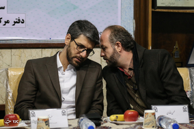 نشست بررسی دلایل عدم مهاجرت مردم به سمت پیام رسان های داخلی