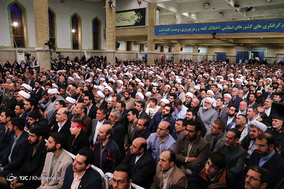 دیدار مسئولان نظام و میهمانان کنفرانس وحدت اسلامى‌ با مقام معظم رهبری