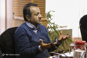 نشست خبری برنامه تلویزیونی ۰۰۹۸