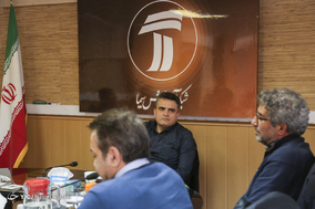 نشست خبری برنامه تلویزیونی ۰۰۹۸
