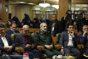 مراسم ادای سوگند شهردار تهران در صحن شورای شهر