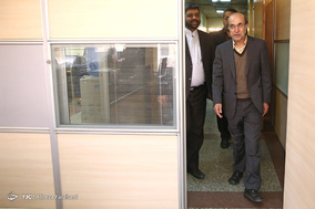 بازدید رئیس سازمان غذا و دارو از باشگاه خبرنگاران جوان