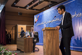 نشست وزیر آموزش و پرورش با دانشجومعلمان دانشگاه فرهنگیان
