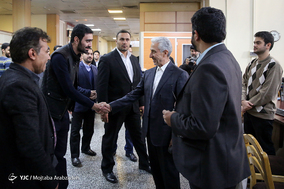 بازدید وزیر علوم از باشگاه خبرنگاران جوان