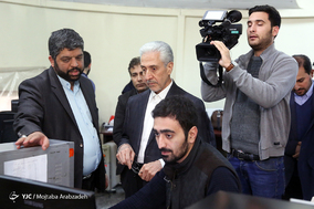 بازدید وزیر علوم از باشگاه خبرنگاران جوان