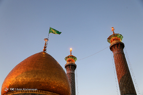آیین تعویض پرچم گنبد حرم حضرت عبد العظیم (ع)