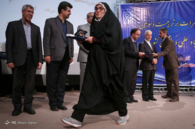 تقدیر از نفرات برتر بیست و سومین المپیاد دانشجویی کشور