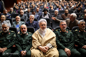 مراسم تجلیل از راویان نهضت خاطره گویی دفاع مقدس
