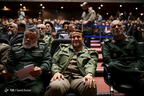 مراسم تجلیل از راویان نهضت خاطره گویی دفاع مقدس