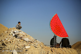 کودکان کوره پزخانه سرسفره یلدا