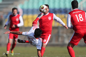 دیدار فوتبال تیم های پرسپولیس و پیشکسوتان پرسپولیس‎