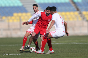دیدار فوتبال تیم های پرسپولیس و پیشکسوتان پرسپولیس‎