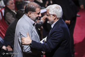 محمدرضا عارف، نماینده مجلس شورای اسلامی و سردار اسماعیل کوثری جانشین فرمانده قرارگاه ثارالله در یادواره شهدای بازی دراز