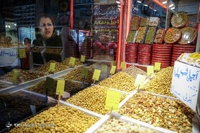 خرید شب یلدا در بازار تجریش