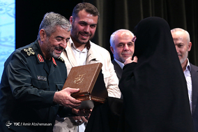 سومین یادواره شهدای مدافع حرم فاتحین