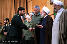 مراسم گرامیداشت هفته پژوهش در دانشگاه امام حسین (ع)