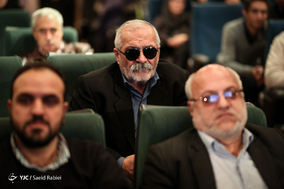 مراسم رونمایی از مستند متولد آذر