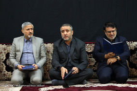حضور طلاب و روحانیون در منزل آیت الله هاشمی شاهرودی در قم