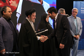 مراسم تجلیل از خیرین مدرسه سار کرمانشاه