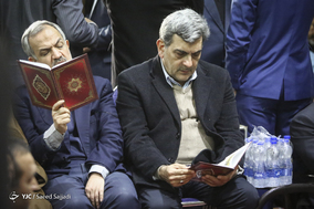 پیروز حناچی، شهردار تهران و احمد مسجدجامعی، عضور شورای شهر تهران در مراسم بزرگداشت آیت الله هاشمی شاهرودی