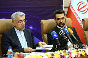 بازدید وزرای نیرو و ارتباطات از پژوهشگاه فضایی ایران