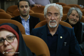 جشن تولد هنرمندان پیشکسوت دی ماه