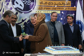 جشن تولد هنرمندان پیشکسوت دی ماه